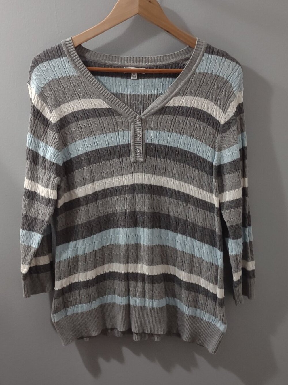 Croft & Barrow XL Blue Gray White Striped Sweater